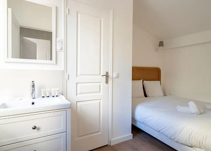 Tiny House En Duplex Avec Terrasse