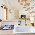 Tiny House En Duplex Avec Terrasse