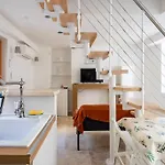 Tiny House En Duplex Avec Terrasse Cannes