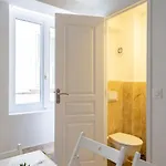 Apartment Tiny House En Duplex Avec Terrasse Cannes