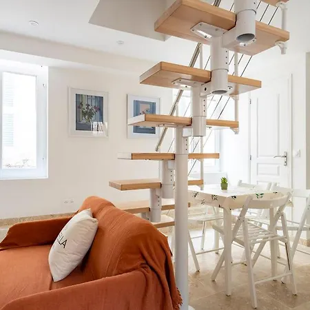 Tiny House En Duplex Avec Terrasse Cannes