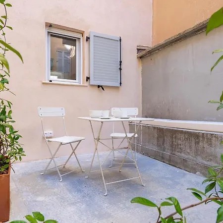 아파트 Tiny House En Duplex Avec Terrasse 칸느